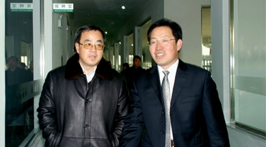 中央政治局委員、國(guó)務(wù)院副總理胡春華視察民豐馬鈴薯脫毒組培中心